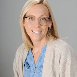 Mrs Emily Harper